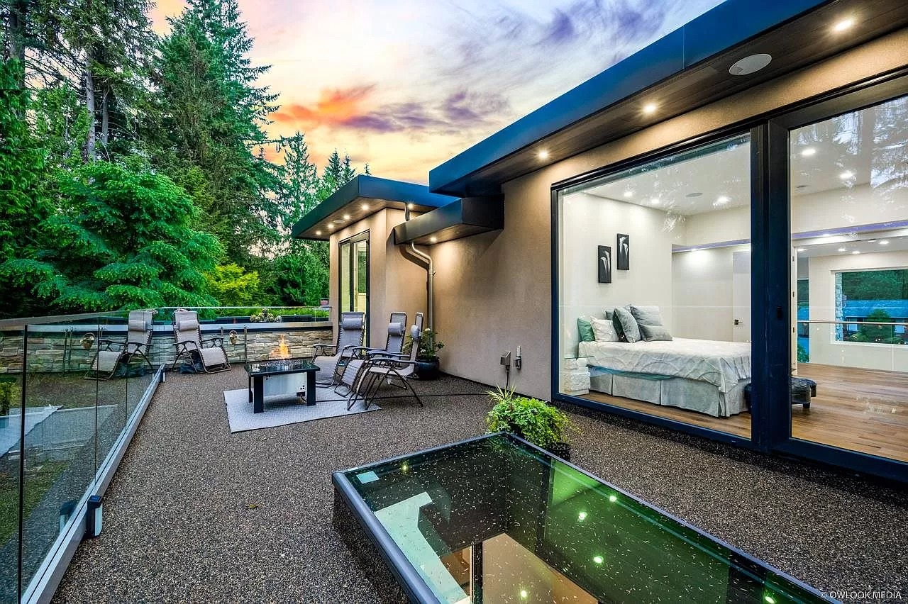 Featuring-Open-Concept-Living-This-C5898000-Edgemont-Estate-Home-is-a-truly-Paradise-26