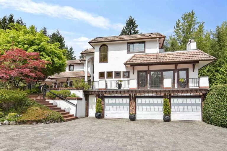 Filling the Glitz and Glamour of Hollywood Past, West Vancouver House Asks for C$5,988,000