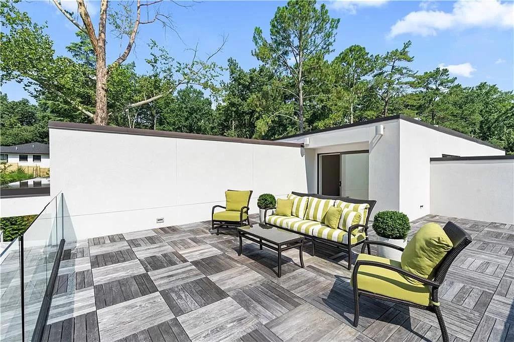 The Extraordinary Modern Residence in Atlanta is a dream home now available for sale. This home is located at 1085 Ferncliff Rd NE, Atlanta, Georgia