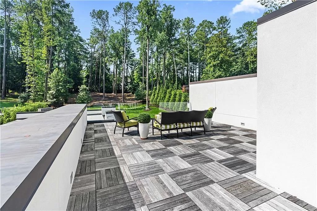 The Extraordinary Modern Residence in Atlanta is a dream home now available for sale. This home is located at 1085 Ferncliff Rd NE, Atlanta, Georgia