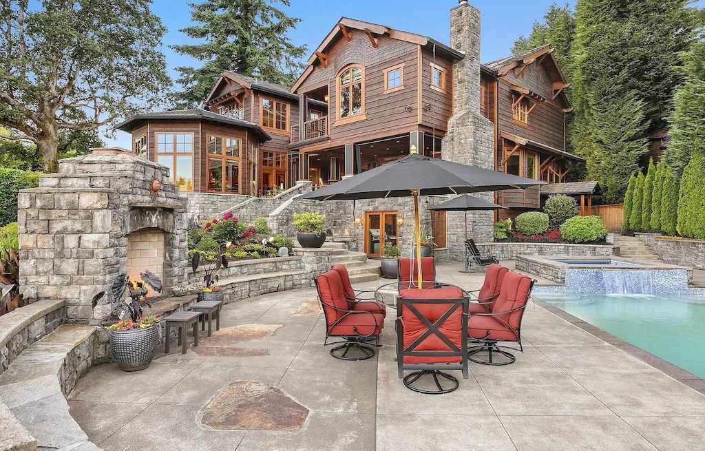 For-5600000-Not-only-is-Home-but-Your-Experience-with-The-Best-Views-in-Lake-Oswego-Oregon-9