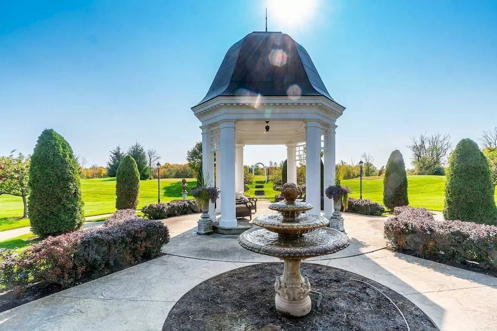 For-C14988800-One-Of-A-Kind-Opportunity-To-Own-Pure-Paradise-Palatial-Mansion-in-Ontario-5