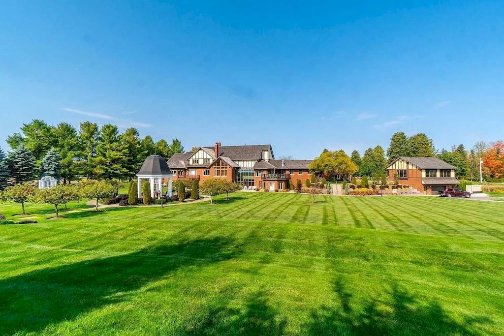 For-C14988800-One-Of-A-Kind-Opportunity-To-Own-Pure-Paradise-Palatial-Mansion-in-Ontario-7