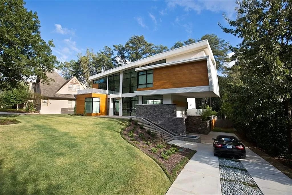 The Iconic Modern House in Atlanta is a one-of-a-kind home now available for sale. This home is located at 937 Berkshire Rd NE, Atlanta, Georgia