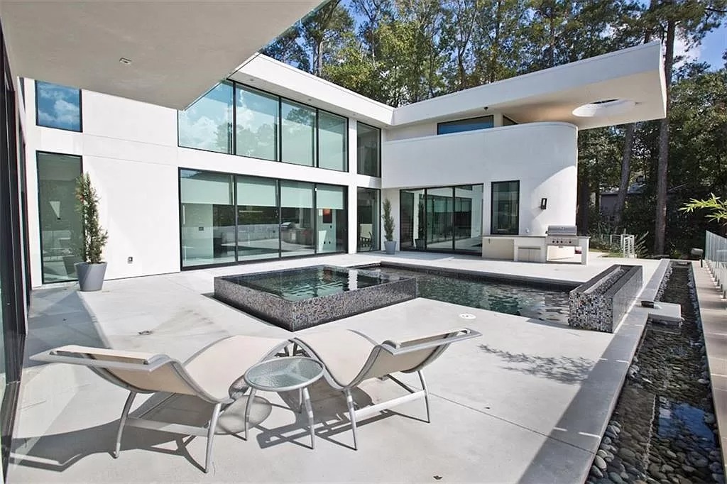 Iconic-Modern-House-in-Atlanta-with-Flying-Cantilevers-Unique-Angled-Walls-Sells-for-5250000-18