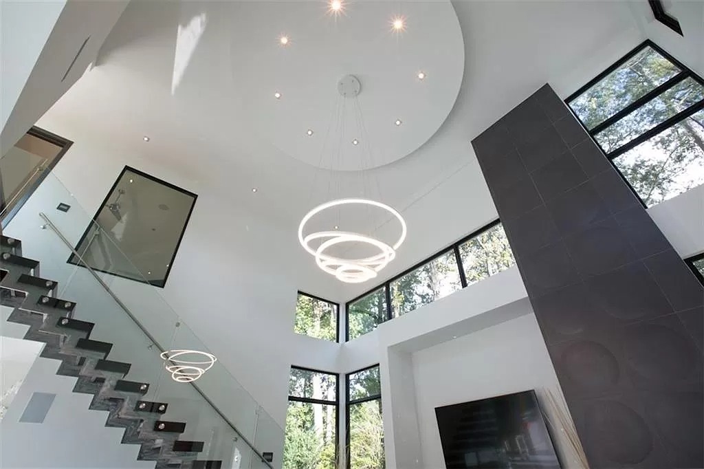 The Iconic Modern House in Atlanta is a one-of-a-kind home now available for sale. This home is located at 937 Berkshire Rd NE, Atlanta, Georgia