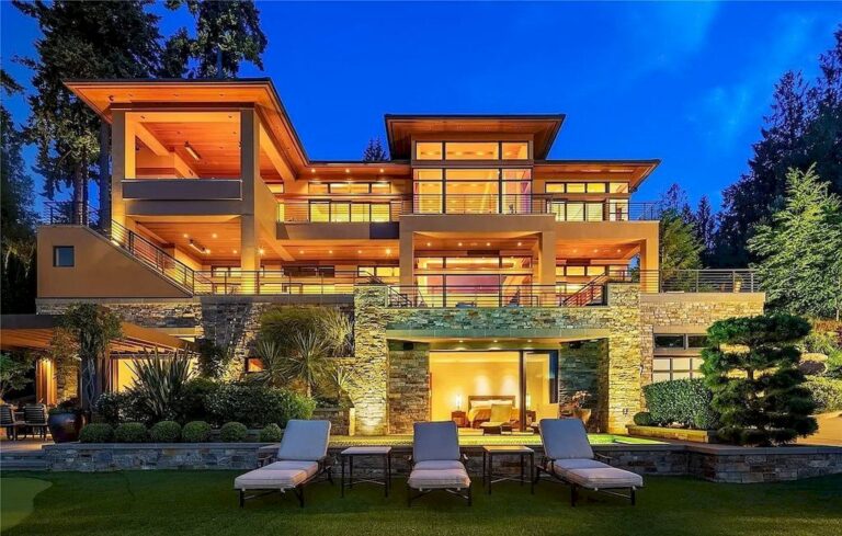 Immerse in the Ethereal Beauty of Lakefront House in Washington for $13,950,000