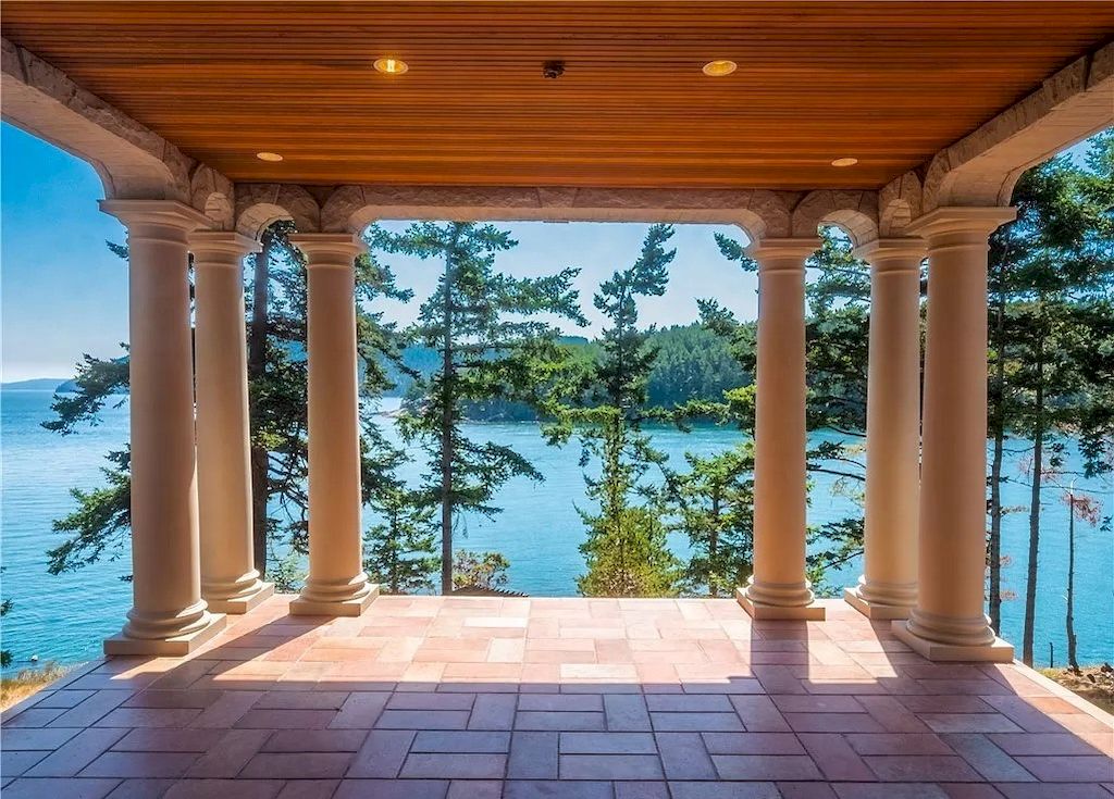 Secluded-Waterfront-Stone-Mansion-in-Washington-Sells-for-4389500-16