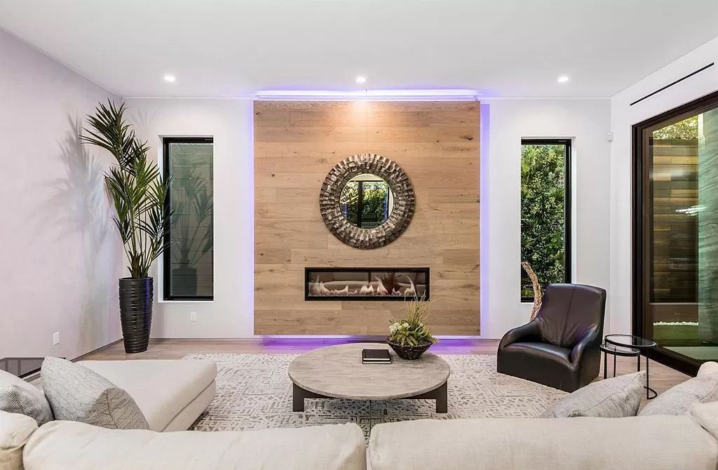 The Los Angeles Home is a new construction in the heart of Beverly Grove, designed and built by Arzuman Brothers now available for sale. This home located at 812 N La Jolla Ave, Los Angeles, California