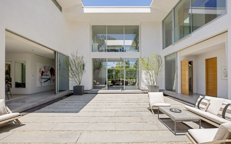 This Modern Mansion in Santa Monica completed with The Highest Luxury ...