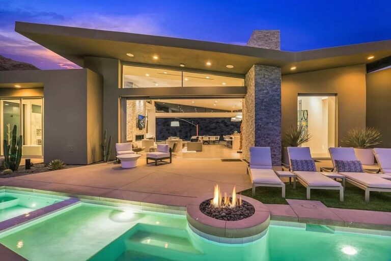 This $3,495,000 Palm Springs Home is a Perfection for Modern Desert Living