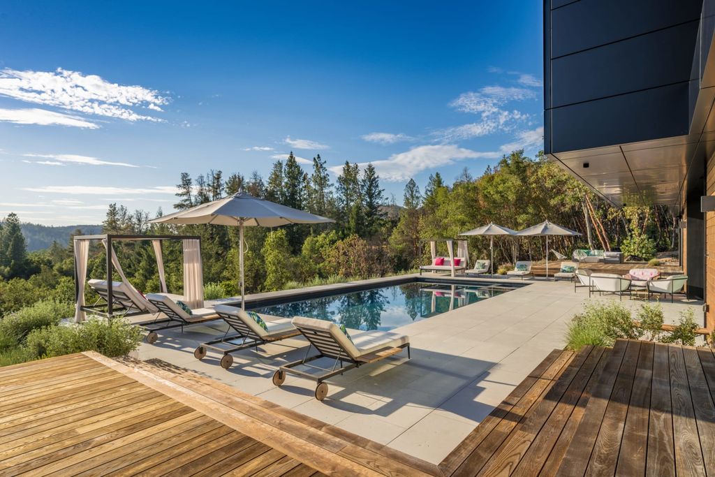The Home in Calistoga is a private & sleek Calistoga residence blends a high finished contemporary design with stunning surrounding natural beauty now available for sale. This home located at 8495 Franz Valley School Rd, Calistoga, California