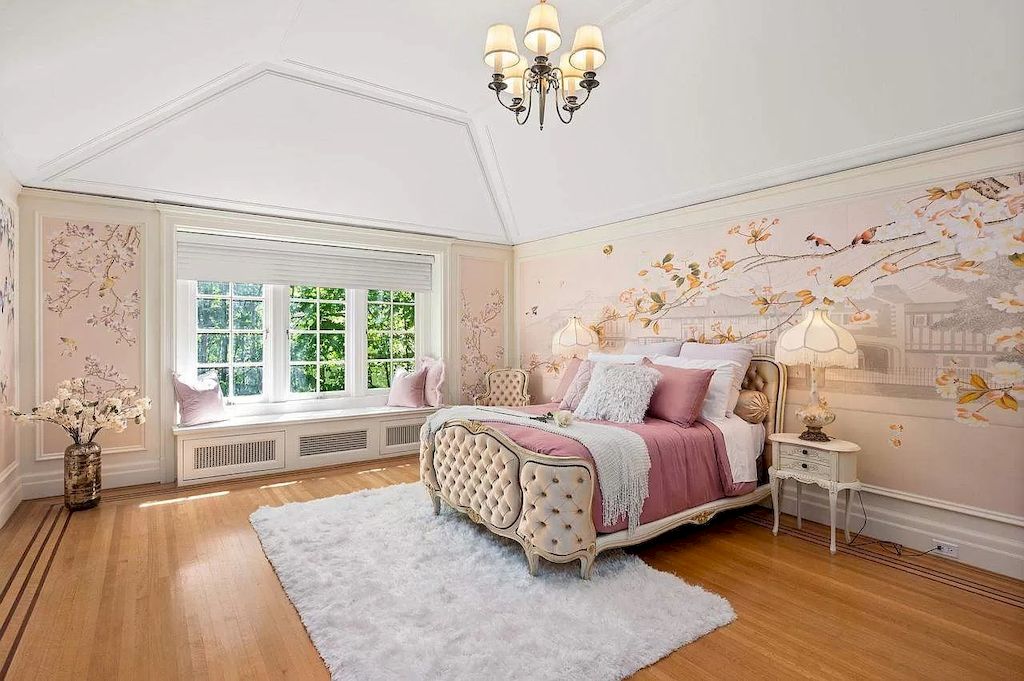 Tudor-Revival-Mansion-in-Vancouver-Awaits-the-Start-of-Your-Legend-for-C26980000-18