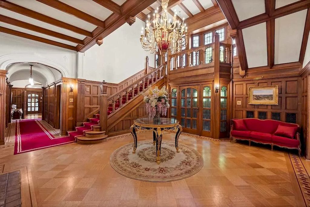 The Tudor Revival Mansion in Vancouver is a magnificent home now available for sale. This home is located at 3689 Selkirk St, Vancouver, BC V6H 2Y9, Canada