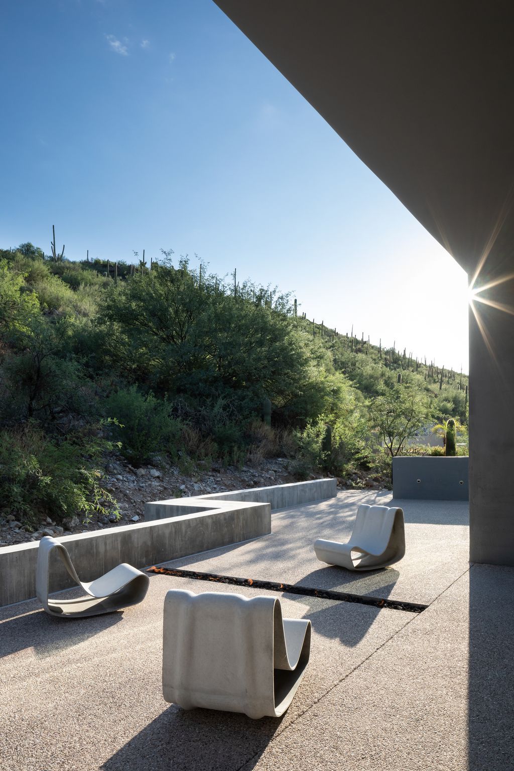 Ventana House like a Majestic Window on the Desert by HK Associates Inc