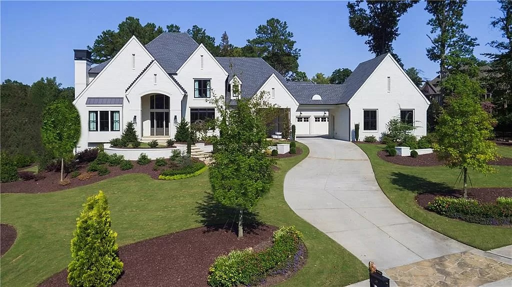 Beautiful Estate with Impeccable Design and Energy Efficiency in Georgia Listed for $3,495,000