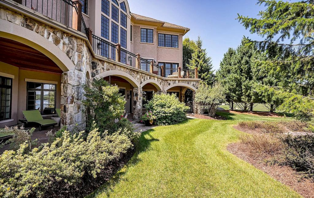 Magnificent Lakefront Property in Maryland Hits Market for $4,900,000