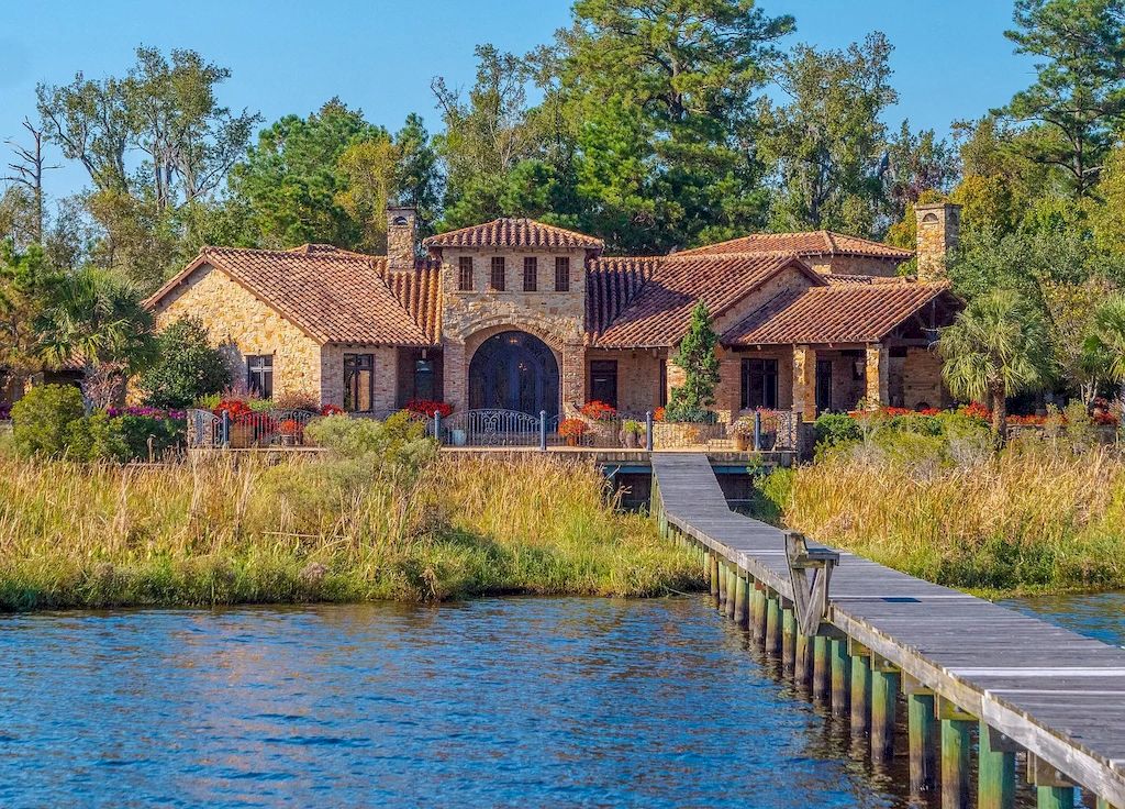 This $4,000,000 Custom Designed Tuscan Estate in North Carolina Offers Impeccable Landscaping and  Incredible Architecture and Design