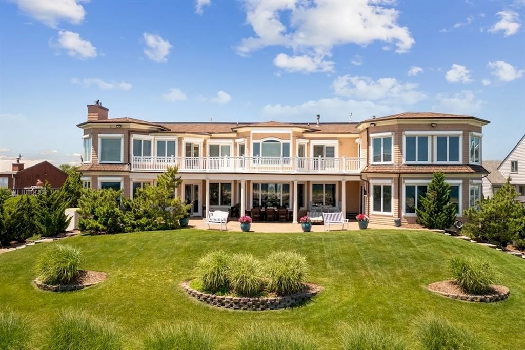 This $9,500,000 Perfect Retreat Greets You with Luxurious Lifestyle and Breathtaking Ocean Views in New Jersey