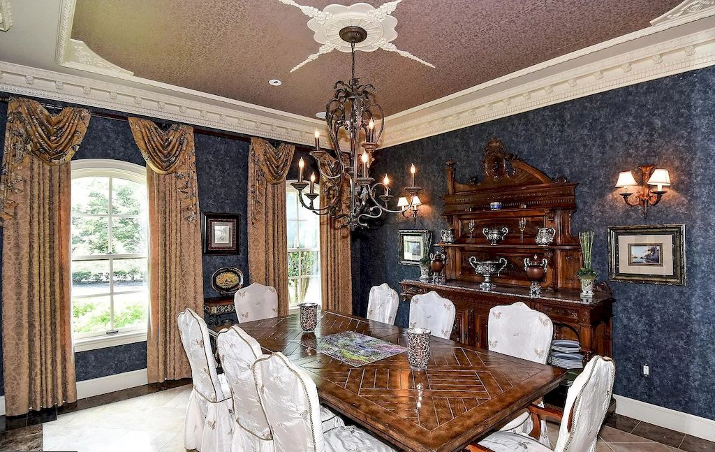 This Maryland $3,375,000 Formidable Estate Emanates Warmth and Down-to-earth Sophistication