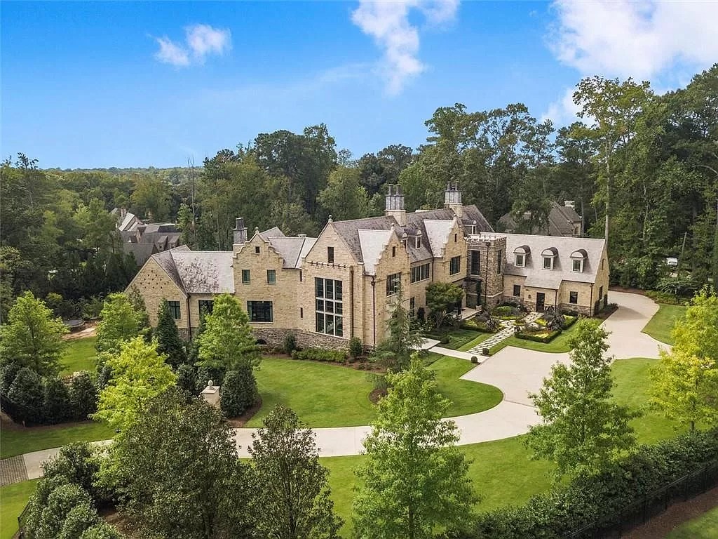 Georgia $9,500,000 Residence of Exceptional Landscape and Artful Design Touches