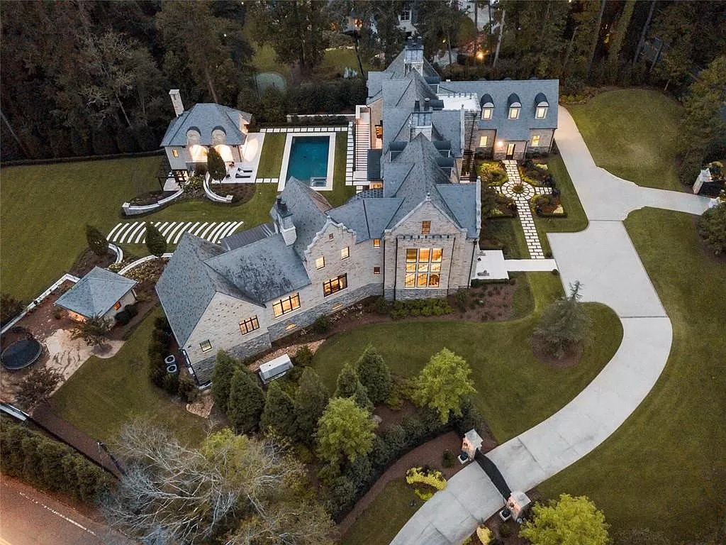 Georgia $9,500,000 Residence of Exceptional Landscape and Artful Design Touches