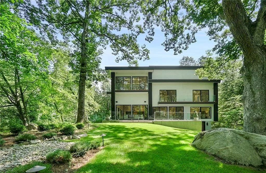 Newly-constructed Art-architectural Residence in Connecticut Listed for $5,000,000