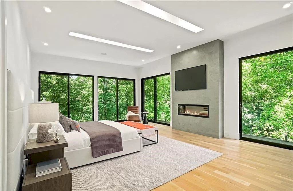 Newly-constructed Art-architectural Residence in Connecticut Listed for $5,000,000