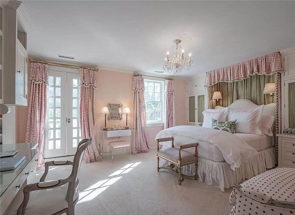 pink luxury bedroom