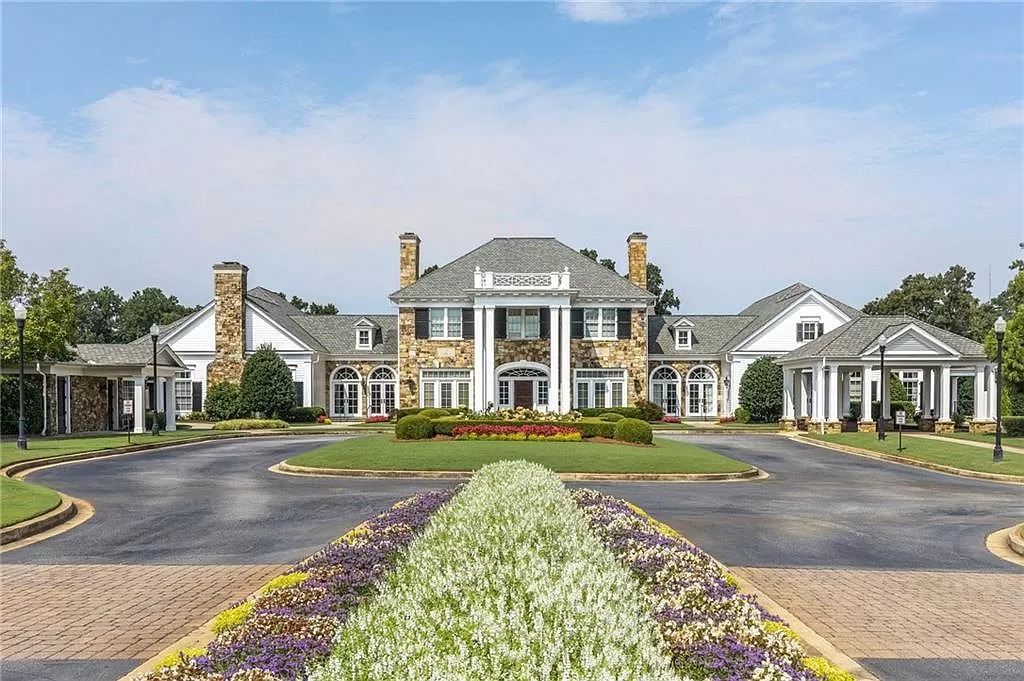 Residence of Opulence in Georgia Hits Market for $9,000,000