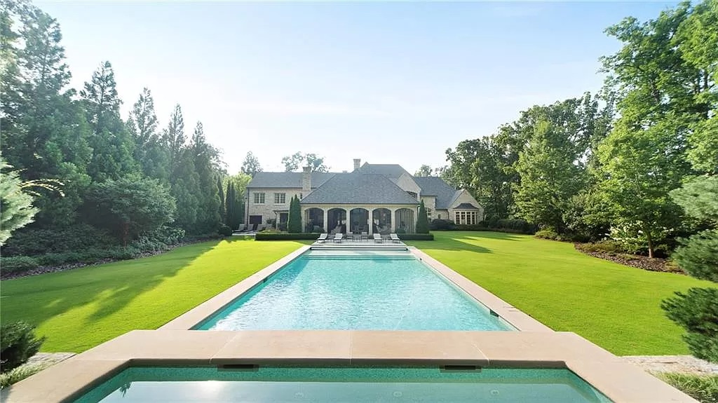 Residence of Opulence in Georgia Hits Market for $9,000,000