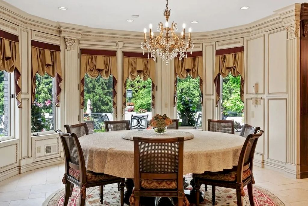 New Jersey Palatial Colonial Priced at $8,250,000