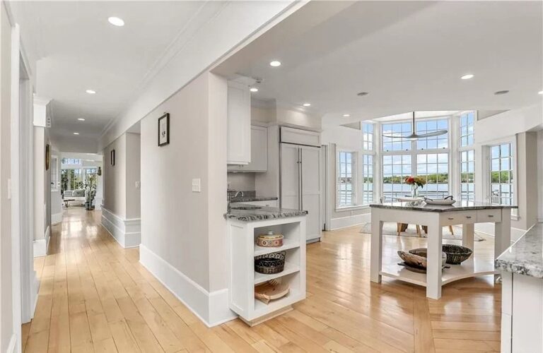 Contemporary Masterpiece with Panoramic Views of Holly Pond