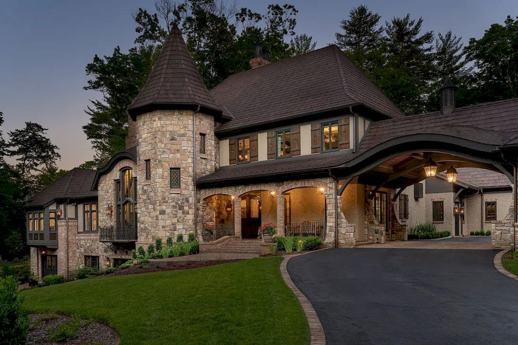 This $9,750,000 Stunning, New State-of-the-art Home in North Carolina Combines Historic Charm with Today Cutting-edge Smart 