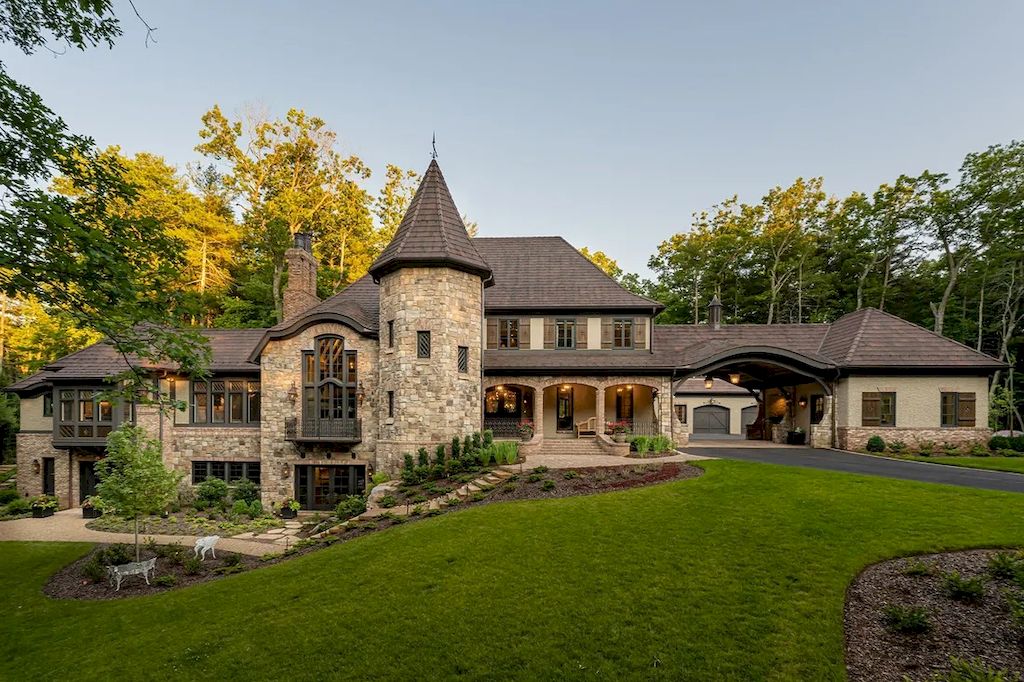 This $9,750,000 Stunning, New State-of-the-art Home in North Carolina Combines Historic Charm with Today Cutting-edge Smart 