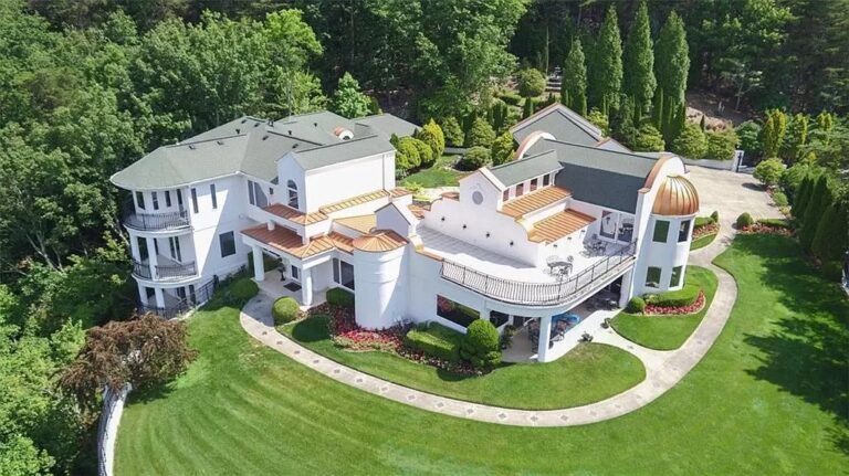 Incredible Panoramic City Views from this Gorgeous $3,395,000 European-style Modern Home at the Top of Sweat Mountain, Georgia