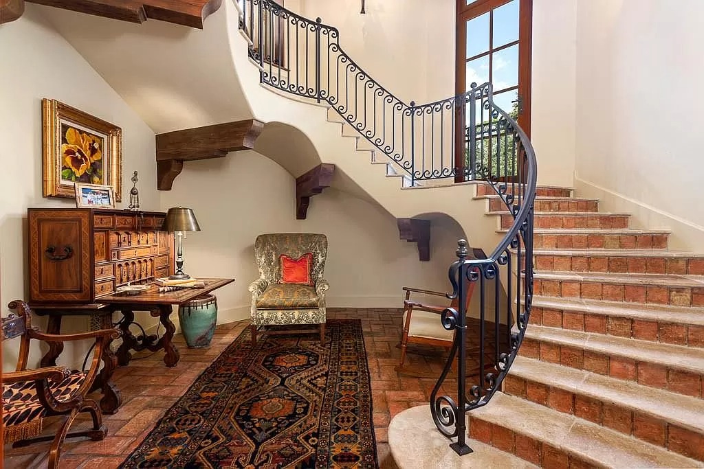 Georgia Estate of Perfection with Some Mediterranean Influences Sells for $4,950,000 