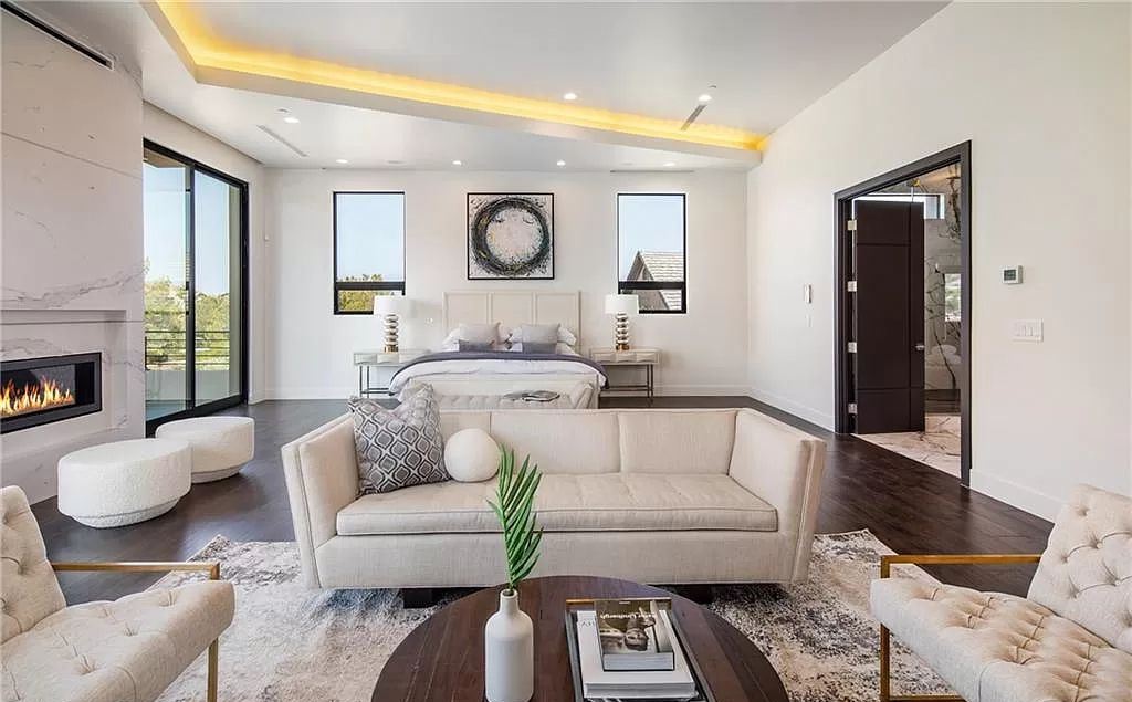 This $6,950,000 newly constructed residence in Nevada exemplifies modern elegance