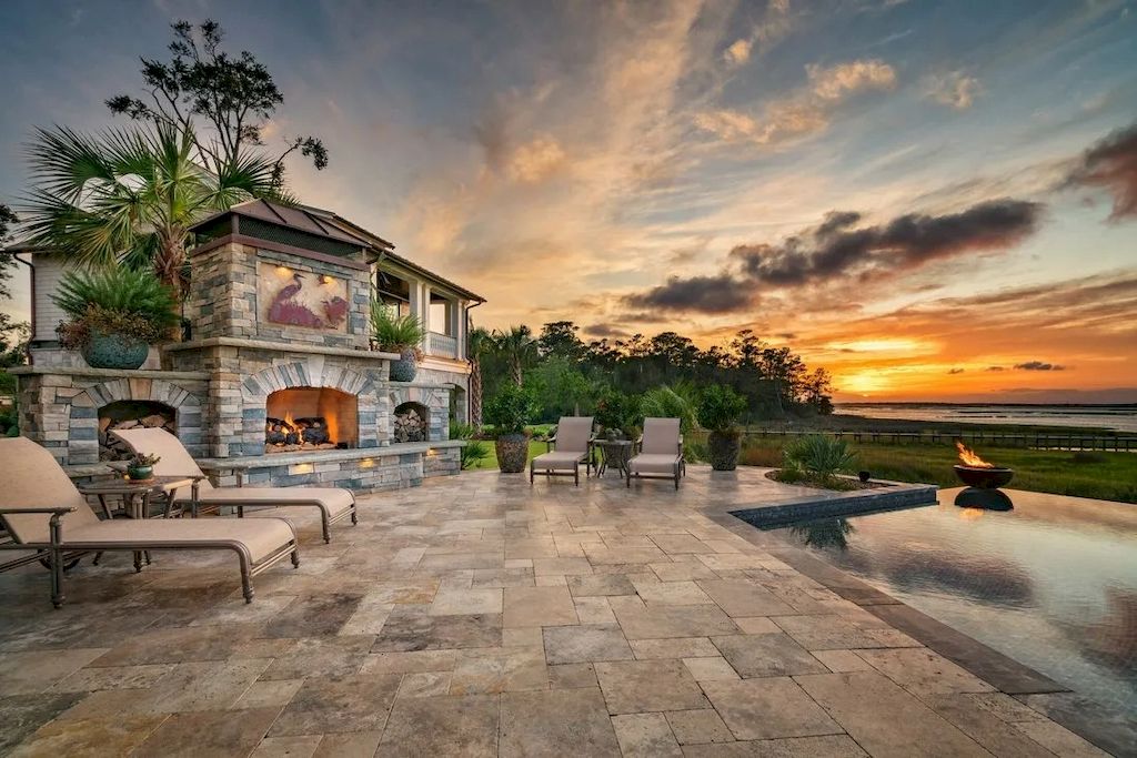 Captivate Elegant and Refined Coastal Lifestyle in this $5,900,000 Resort Style Home in North Carolina
