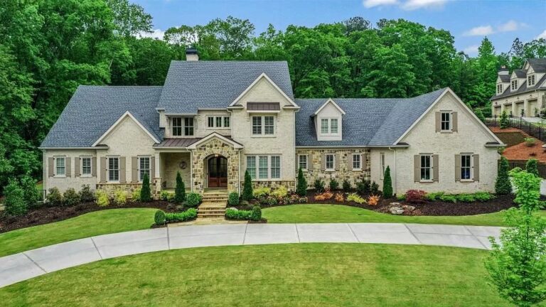 Extraordinary Estate on 2.1 Acres in Exclusive Gated Glenayre: A Masterpiece of Luxury and Serenity in Georgia