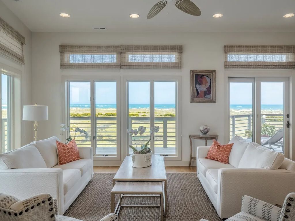 Spectacular Oceanfront Home in North Carolina Priced at $4,500,000
