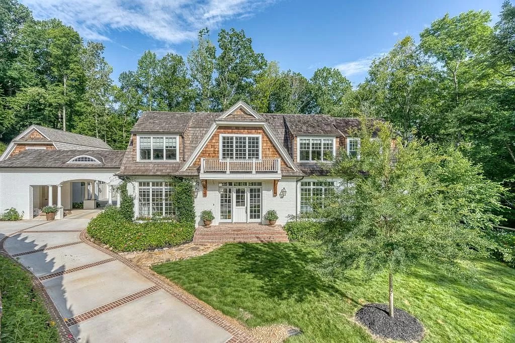 This $3,800,000 New England Coastal Style Home in Georgia Shows off Beautiful Gardens and Interior Allurement