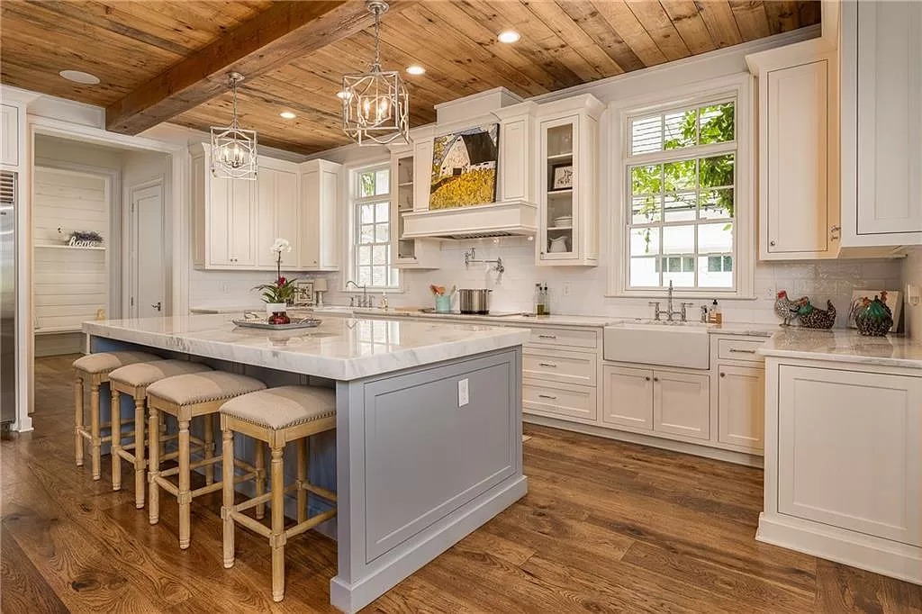 This $3,800,000 New England Coastal Style Home in Georgia Shows off Beautiful Gardens and Interior Allurement