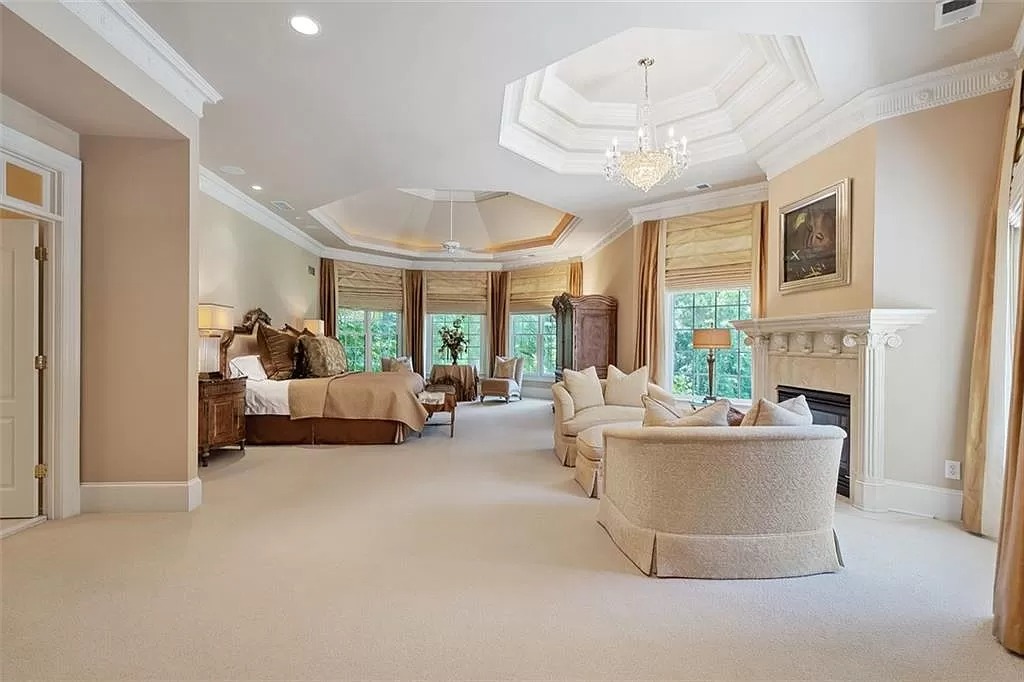 Cannot Miss this $3,199,000 Majestic Estate in Georgia with Meticulous Elegance