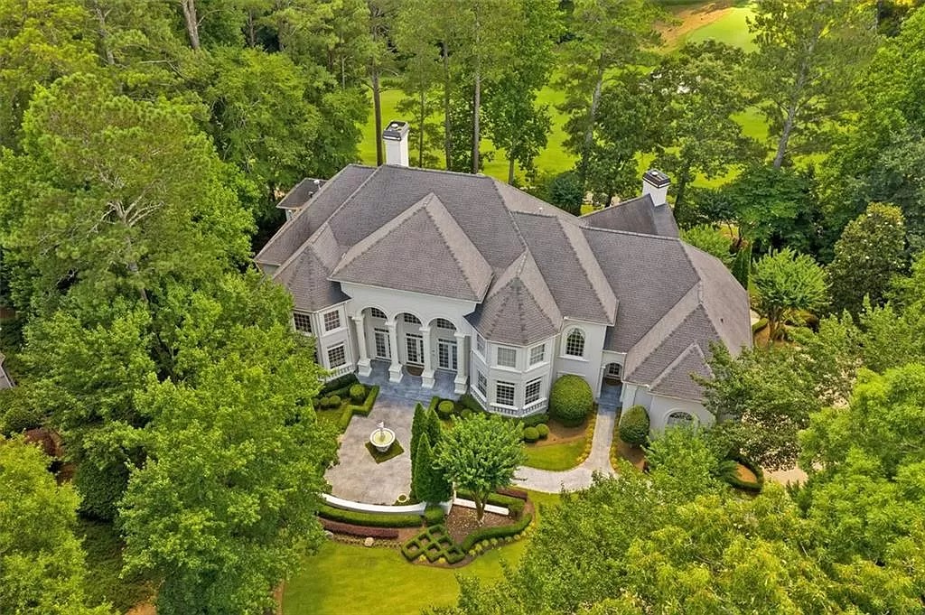 Cannot Miss this $3,199,000 Majestic Estate in Georgia with Meticulous Elegance