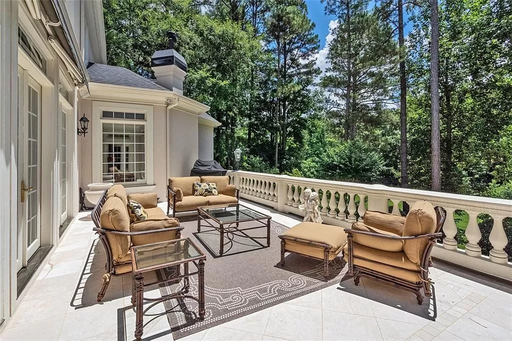 Cannot Miss this $3,199,000 Majestic Estate in Georgia with Meticulous Elegance