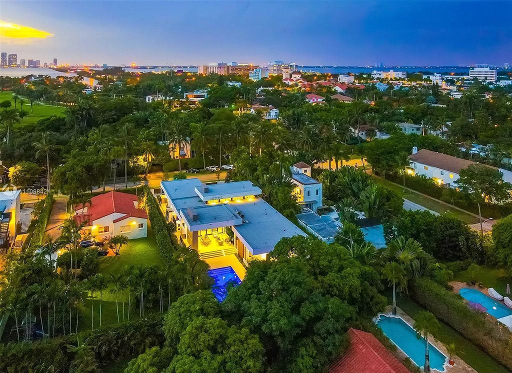 The Home in Miami Beach is a modern architectural masterpiece at premium location perfectly designed for entertaining now available for sale. This home located at 3175 Prairie Ave, Miami Beach, Florida