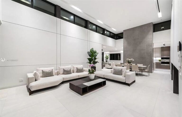A Modern Architectural Home at Premium Location in Miami Beach hits Market for $6,800,000