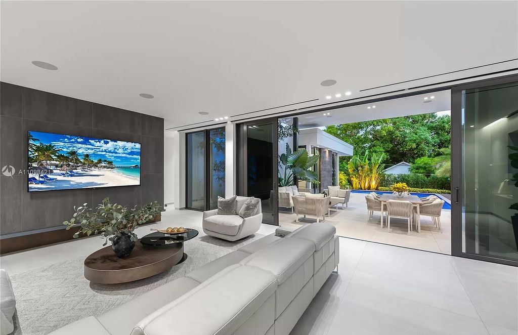 The Home in Miami Beach is a modern architectural masterpiece at premium location perfectly designed for entertaining now available for sale. This home located at 3175 Prairie Ave, Miami Beach, Florida