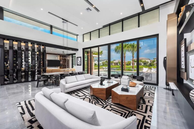 Brand New Modern One Story Home in Boca Raton with Fabulous Backyard hit Market for $4,600,000
